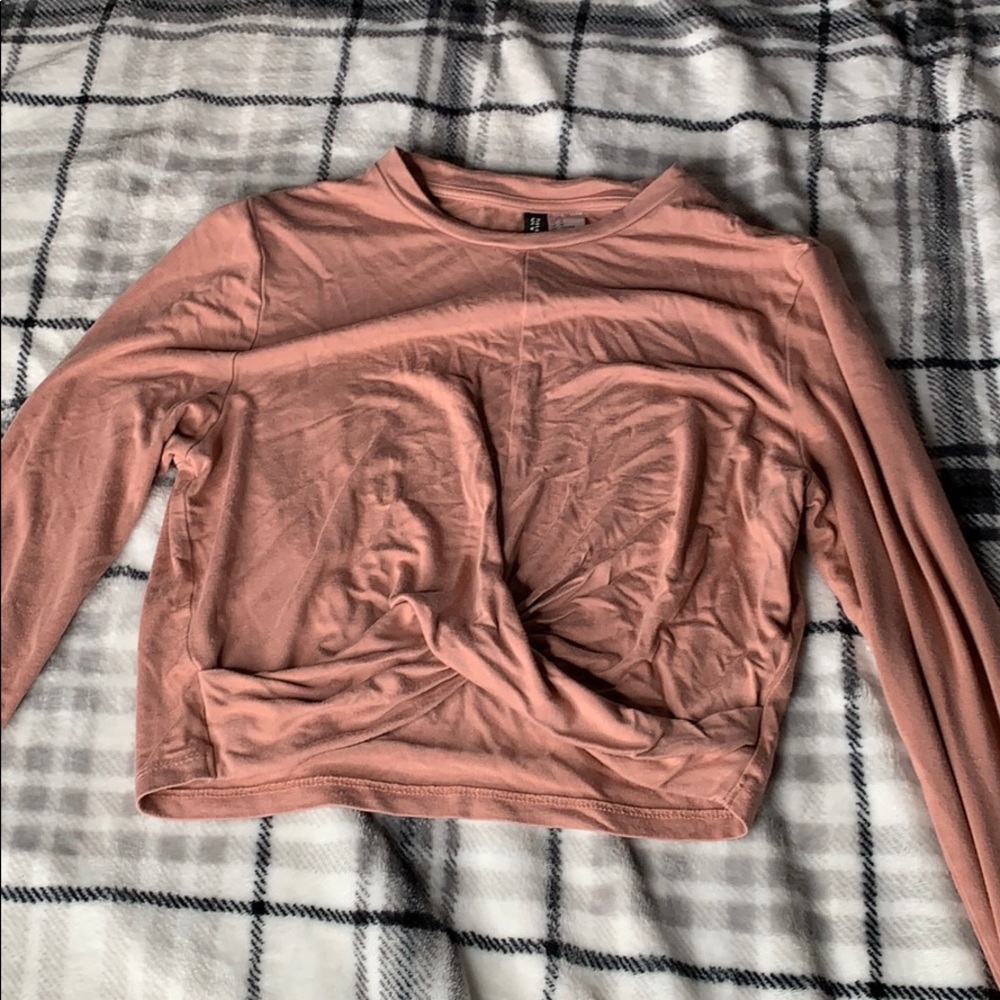 Crop top with long sleeves